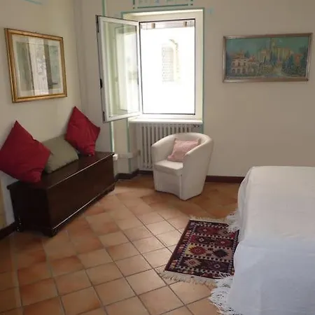 Appartamento Palazzo Del Provveditore Vista Lago Desenzano del Garda Exterior foto